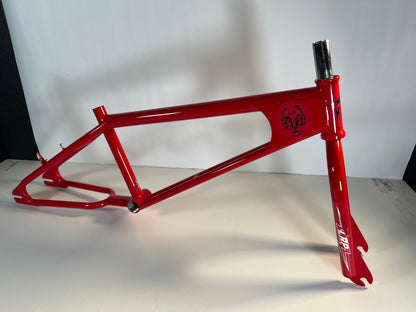 LRP 20 race frame — head tube detail