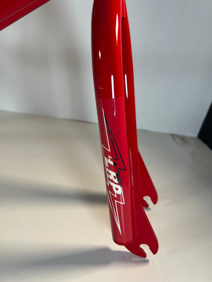 LRP 20 race frame — dropout detail